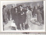 Bnk foto Ploiesti - Pe podul de la Gara de Sud - 1 Mai 1969, Alb-Negru, Romania de la 1950, Cladiri