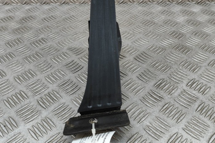 Pedala de accelerație BMW iX1 U11 BEV 2023 OEM: 6889823 | 28088667
