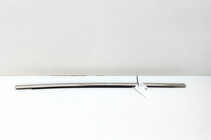 Chedar geam ușă dreapta spate FORD FOCUS IV HN 2023 OEM: JX7B-A25604-BD 23419280