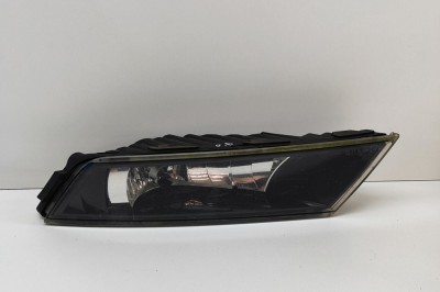 Proiector ceață dreapta față SKODA SUPERB III Estate 3V5 2017 OEM: 3V0941700 | 22054628 foto