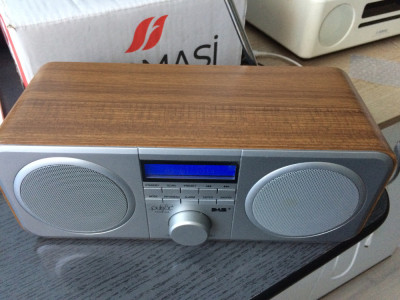 RADIO DAB+ SI FM PULSAR PREMIUM FUNCTIONAL.ALIMENTARE PE USB.CITITI DESCRIEREA! foto