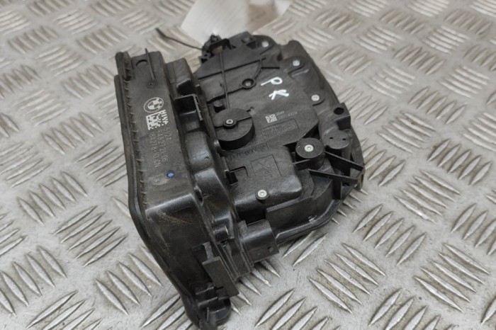 &Icirc;ncuietoare ușă st&acirc;nga față BMW iX3 G08 2023 OEM: 9482721 27421832
