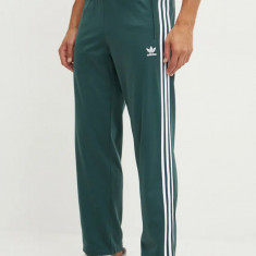 adidas Originals pantaloni Adicolor Classics Firebird barbati, culoarea verde, modelator, IY9899