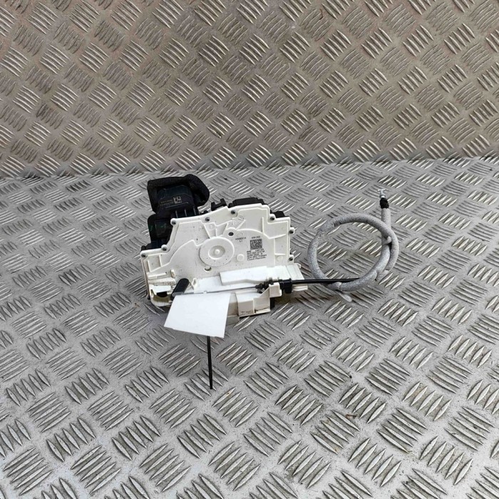 &Icirc;ncuietoare ușă dreapta față VW ID.4 E21 2023 OEM: 4K2837016M 31532309