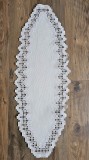 CENTRU DE MASA VINTAGE DIN BUMBAC CU BRODERIE MANUALĂ HARDANGER
