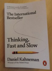 THINKING , FAST AND SLOW / DANIEL KAHNEMAN , 2011 foto