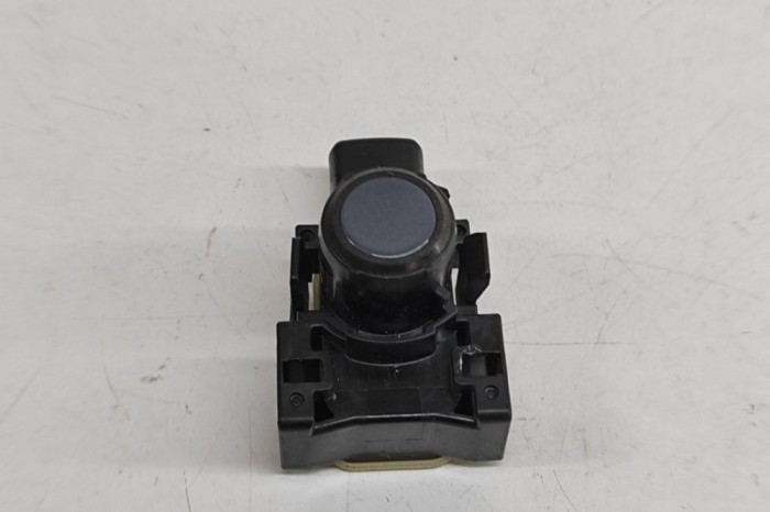Senzor de parcare spate MAZDA CX-5 KF 2022 OEM: KD47-67UC1 | 30292892