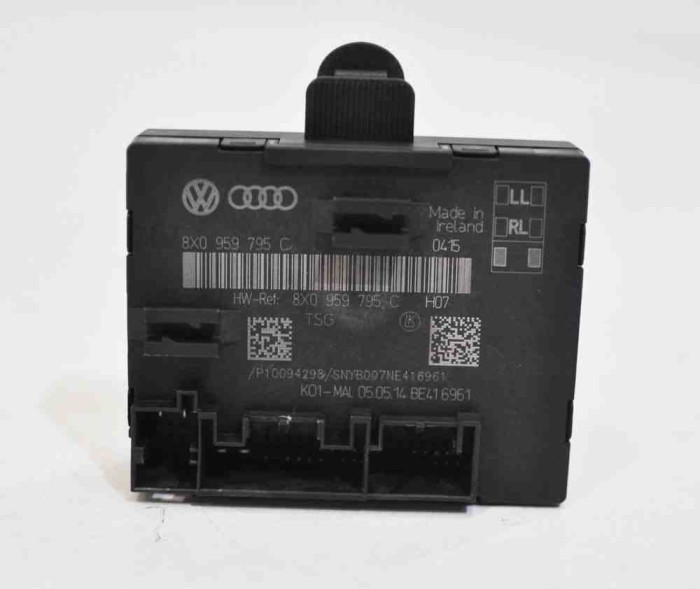 Modul de control ușă dreapta spate AUDI Q3 8U 2016 OEM: 8X0959795C 2174799