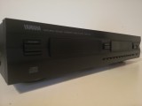 CD Player YAMAHA model cdx 393 - Impecabil/Vintage/made in Malaysia