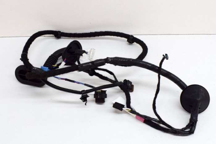 Cablaj ușă st&acirc;nga spate TESLA MODEL 3 2022 OEM: 2067965-00-B 20346899