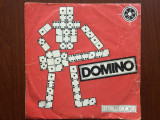 Domino la drum/totu-i numai pentru noi 1982 disc single vinyl rock EDC 10746 VG-, electrecord