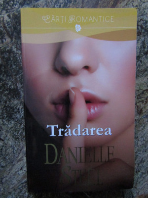 TRADAREA-DANIELLE STEEL foto