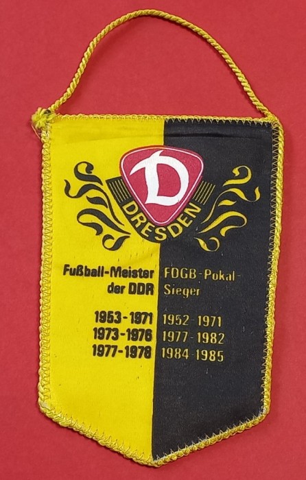 Fanion fotbal - DYNAMO DRESDA (Germania Democrata)