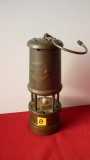 LAMPA HOCKLEY VECHE CU PARAFINA DIN ALAMA &quot;B&quot;