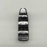 Buton geam ușă dreapta față BMW 8 Gran Coupe G16, F93 2021 OEM: 9460493 32040666