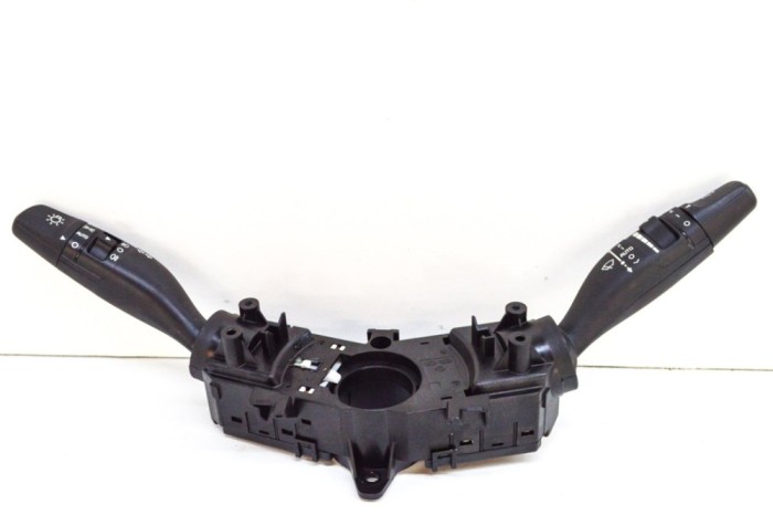Maneta semnalizare ștergătoare KIA NIRO 2020 OEM: 93404-Q4960 16431018