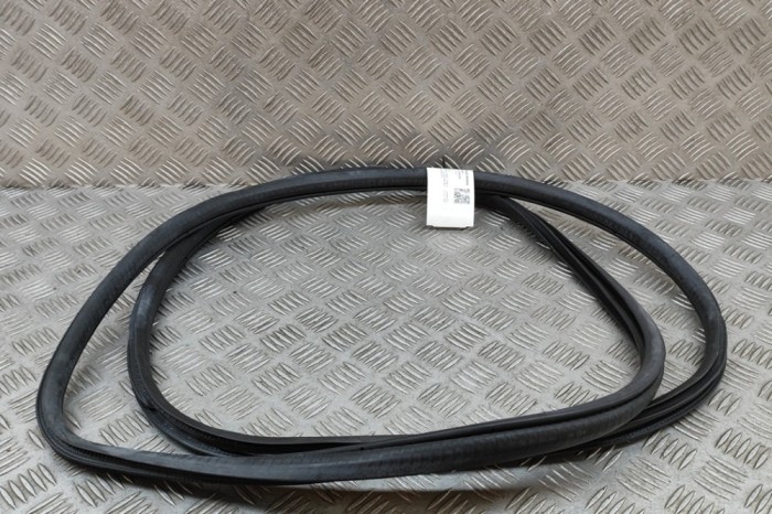 Garnitura ușă st&acirc;nga față HONDA CIVIC X Hatchback FC_, FK 2018 OEM: 72350-TBA-A01 | 27303915