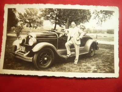 Fotografie greceasca cu Automobil de Epoca 1933 foto