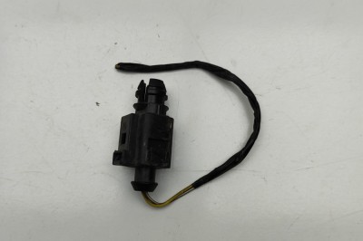 Senzor de temperatură exterioară AUDI A8 D3 4E2, 4E8 2006 OEM: 8Z0820535 30277030 foto