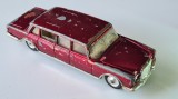 Cumpara ieftin Macheta veche de colectie Corgi Toys, Mercedes - Benz 600 Pullman, sistem mecanic stergatoare parbriz, sc 1:43, Great Britain