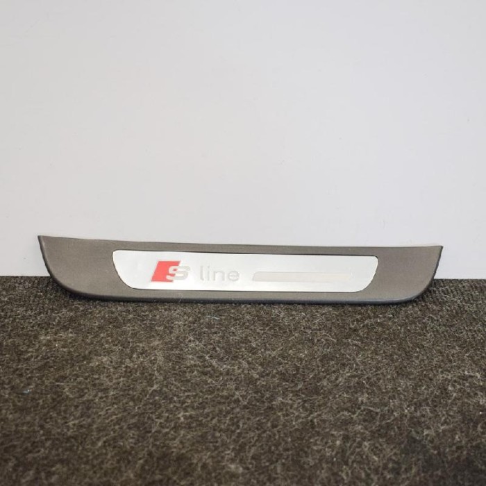 Ornament prag dreapta spate AUDI A6 4G2, C7, 4GC 2013 OEM: 4G0853376B | 2989589
