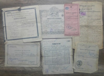 Lot diverse acte ale membrilor aceleiasi familii// prima jumatate a sec. XX foto