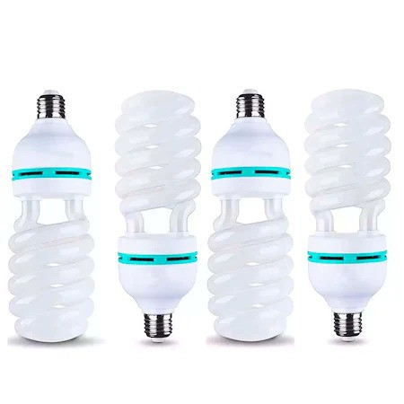 Set 4 becuri foto,lumina alba,rece,putere 150W,intensitate 5500k,soclu E27