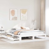 Cumpara ieftin Cadru de pat fără saltea, alb, 200x200 cm, lemn masiv pin
