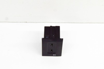 USB MERCEDES-BENZ B-CLASS Sports Tourer W247 2019 OEM: A2478200301,A2C3992510401 20202493 foto