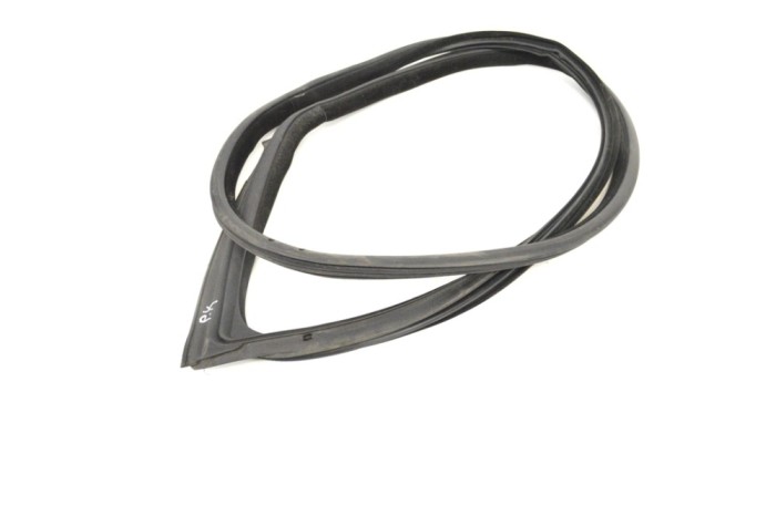 Garnitura ușă st&acirc;nga față BMW 4 Coupe F32, F82 2015 OEM: 7279741 13349766