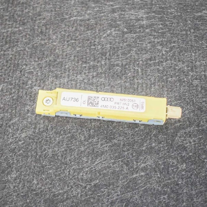 Amplificator de antena AUDI Q7 4M 2016 OEM: 4M0035225A | 10046583
