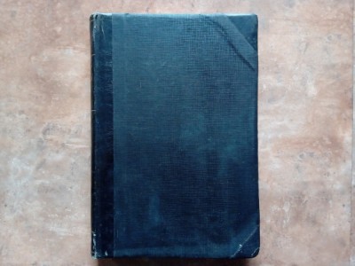 DREPT BISERICESC COMPARAT DUPA CODIFICARE CEA MAI NOUA LATINA SI ORIENTALĂ, VOLUMUL I - INSTITUTIUNI DE DREPT BISERICESC - VASILE CHIRVAIU, 1932 foto