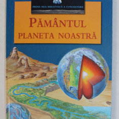 PAMANTUL PLANETA NOASTRA , PRIMA MEA BIBLIOTECA A CUNOASTERII , 2005