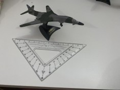 Macheta MAISTO: avion B-1B Lancer