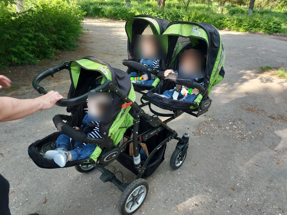 carucior tripleti baby active | arhiva Okazii.ro