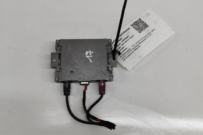 Amplificator de antena VW CADDY IV Furgon SAA, SAH 2016 OEM: 4H0035456 | 29264662