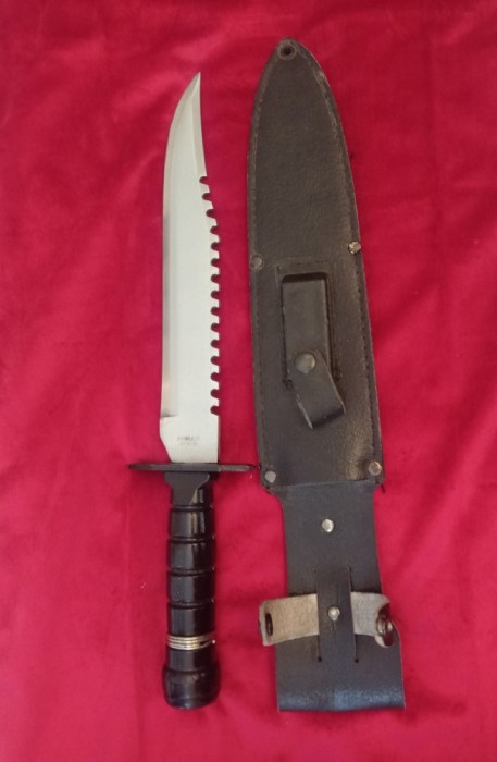 Cuțit tactic Taiwan, dimensiuni mari.