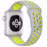 Cumpara ieftin Curea iUni compatibila cu Apple Watch 1/2/3/4/5/6/7, 44mm, Silicon Sport, Argintiu/Galben