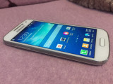 SMARTPHONE SAMSUNG GALAXY S4 MINI ALB DEFECT.CITITI DESCRIEREA CU ATENTIE!, Neblocat