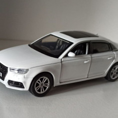 Macheta Audi A4 B9 2017 alb - Tayumo 1/32