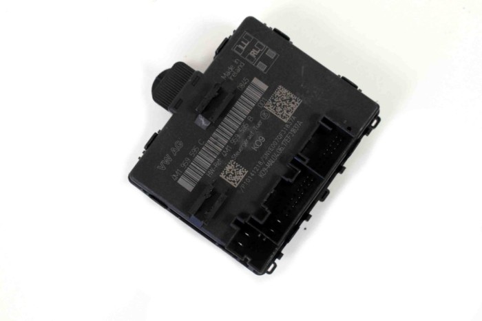 Modul de control ușă dreapta față VW GOLF VII 5G1, BQ1, BE1, BE2 2017 OEM: 4M1959595C 11542034