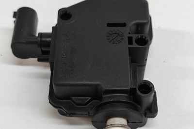 &amp;Icirc;ncuietoare capac rezervor MINI COOPER F55 2014 OEM: 7270792 21813227 foto