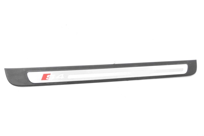 Ornament prag interior dreapta față AUDI A4 Avant 8K5, B8 2011 OEM: 8K0853374,8K0853374C,8K0853374B