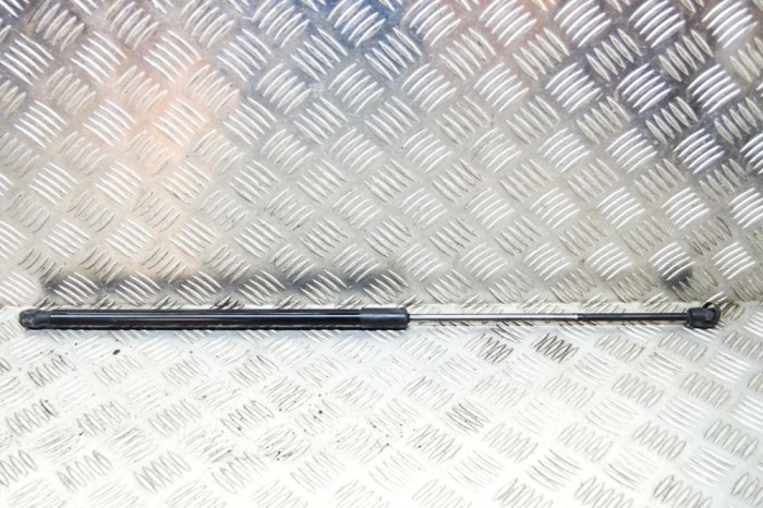 Amortizor haion dreapta SKODA OCTAVIA III Combi 5E5 2014 OEM: 5E9827550 13826947