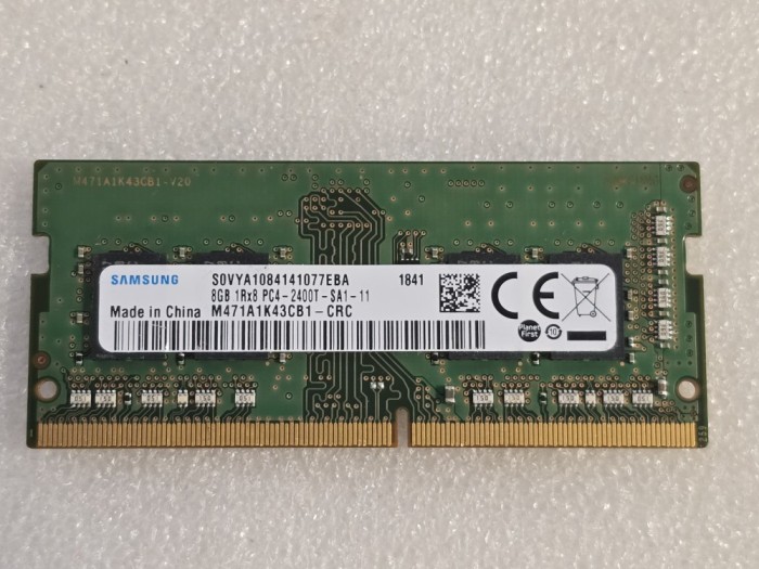 Memorie RAM laptop Samsung 8GB DDR4 2400MHz M471A1K43CB1-CRC