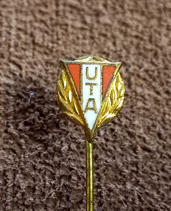 Insigna fotbal - UTA ARAD