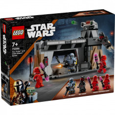 LEGO® Star Wars - Lupta dintre Paz Vizsla™ si Moff Gideon™ (75386)