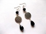 Cercei Floarea Vietii Handmade cu Cristale Negre - Bijuterii Artizanale, Cadou Femei