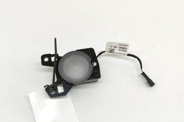 Iluminare interioară TESLA MODEL X 2020 OEM: 1036642-00-C 29811842