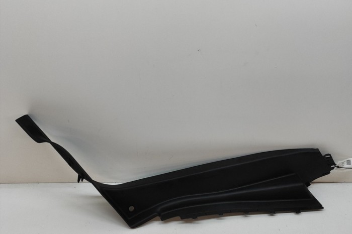 Ornament scaun dreapta spate CITRO&Euml;N C5 AIRCROSS 2021 OEM: 9821998677 26823812
